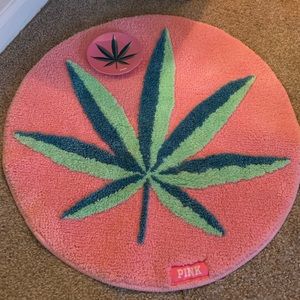 Victoria’s Secret Pink RARE cannabis tray and mat